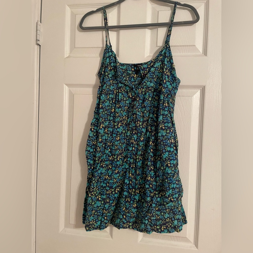 Hurley floral beach cover up with pockets